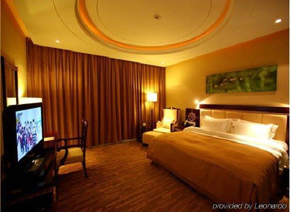 Shungeng Hillview Hotel Jinan Room photo